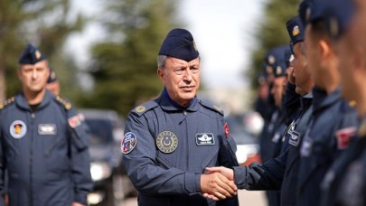 Bakan Akar: Yunanistan'ın şımarıklığına cevap vermeyi sürdüreceğiz