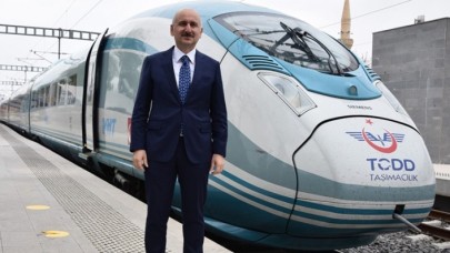 Bakan Karaismailoğlu: Hızlı trende günlük 31 bin 651 yolcu ile tüm zamanların rekorunu kırdık