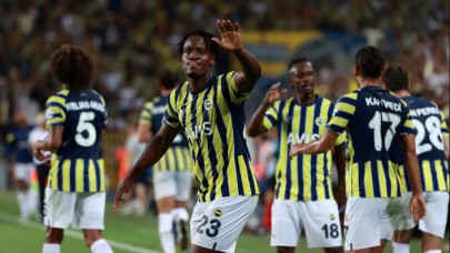 Batshuayi Kadıköy'ü salladı: Fenerbahçe Dinamo Kiev'i yıktı