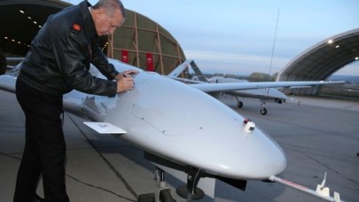 Dünyanın en büyük 10 ordusundan birine sahip olan ülke,  Bayraktar'ın Türk SİHA'sına talip oldu