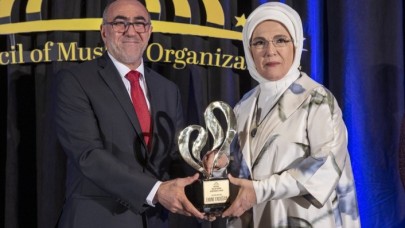 Emine Erdoğan'a ABD'de 'Uluslararası Müslüman Kadınlar Başarı ve Topluma Katkı Ödülü'