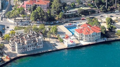 Hatice Sultan ve Fehime Sultan yalılarının İBB'den Hazine'ye devri