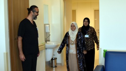 İki yıldır yürüyemeyen Iraklı hasta Türkiye'de sağlığına kavuştu