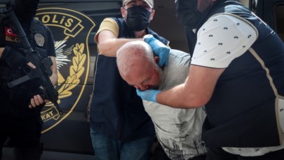 İnfaz koruma memurlarını taşıyan servis aracına saldıran 3 terörist Bursa'ya getirildi