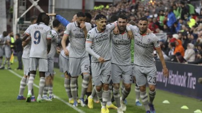 İskoçya'da Başakşehir fırtınası: Ezdi geçti