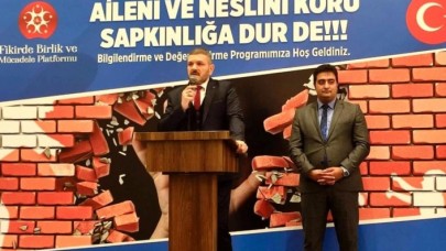 İstanbul'da "Aileni ve neslini koru,  sapkınlığa dur de" mitingi