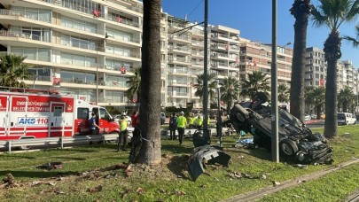 İzmir'de feci kaza: Emre Macit ve Esra Macit öldü. Seren Ergin ağır yaralı