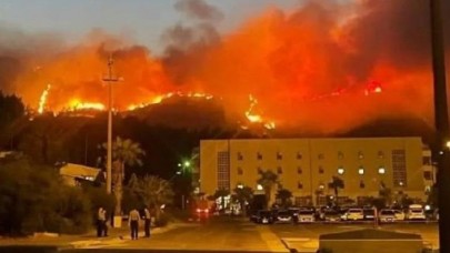 Marmaris'te alevler Aksaz Deniz Üs Komutanlığı'na ulaştı: Tahliyeler başladı