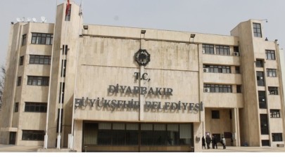 Paralar Dağ'a değil eğitime!  Belediyeden  öğrencilere 2 bin 500'er lira destek