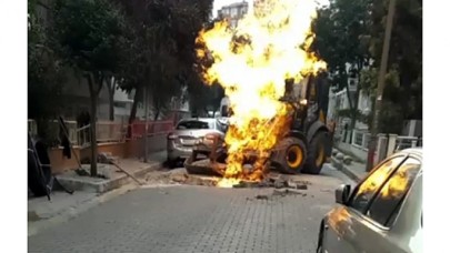 Şile'de İSKİ'nin kazı çalışması sırasında doğal gaz borusu patladı
