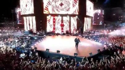 Tarkan'ın İzmir konseri dünya tarihine geçti