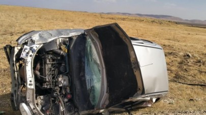 Tayini çıkan genç öğretmen Özge Kılıç,  yeni görev yerine giderken trafik kazasında öldü