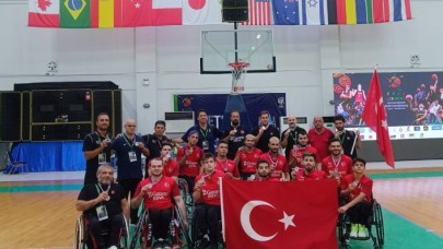 Tekerlekli Sandalye Erkek Milli Basketbol Takımı,  dünya ikincisi oldu