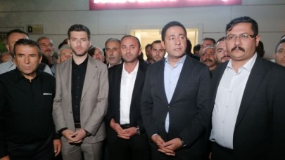 Tokat'ta MHP'li başkan Vural Özdemir'in aracına silahlı saldırı: Meclis üyesi Ünal Umay başından vuruldu