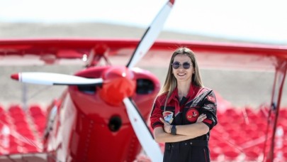 Türk kadınını Cumhuriyet'in 100. yılında yurt dışındaki uçuşlarıyla temsil edecek