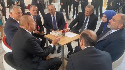 Cumhurbaşkanı Erdoğan,  Azerbaycan Cumhurbaşkanı Aliyev ve Ermenistan Başbakanı Paşinyan ile görüştü