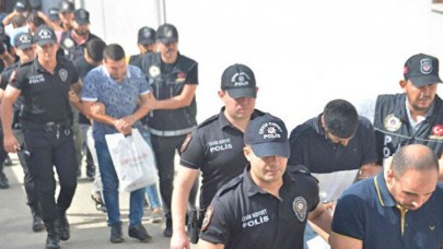 Adana'da "Kökünü Kurutma Operasyonu"nda yakalanan 132 kişi tutuklandı