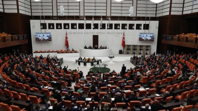 Artık hiçbir şey eskisi gibi olmayacak: Tartışılan kanun teklifi Meclis'te kabul edildi