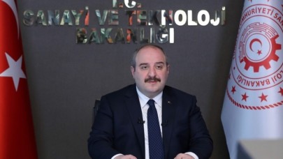 Bakan Varank: Türkiye destan yazıyor!