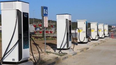 Bolu'da Trugo'ya özel üretilen şarj cihazları kuruluyor