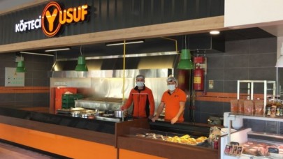 "Köfteci Yusuf" davasında Sedat Peker'in aralarında bulunduğu sanıklar yargılanıyor