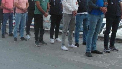 FETÖ'ye yönelik Gazi Turgut Aslan Operasyonu'nda 219 "mahrem kurye" tutuklandı