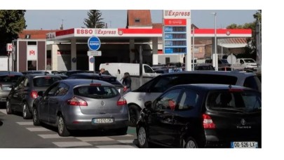 Fransa'da benzin krizi: İlk kez böyle bir şey görüyoruz