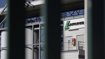 Fransız Lafarge suçunu itiraf etti: DEAŞ'a yardım ettik!