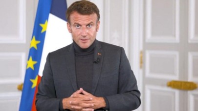 Fransa enerji darboğazında! Macron boğazlı kazak giydi