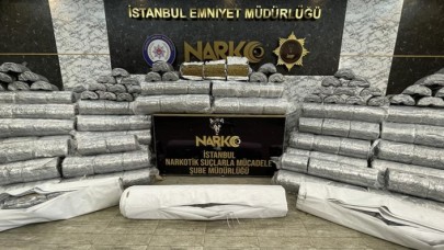 Meksika'dan İstanbul'a gelen gemide 1, 5 ton uyuşturucu ele geçirildi
