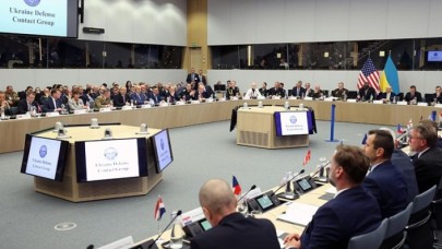 NATO Savunma Bakanları Toplantısı'nın ikinci oturumları başladı