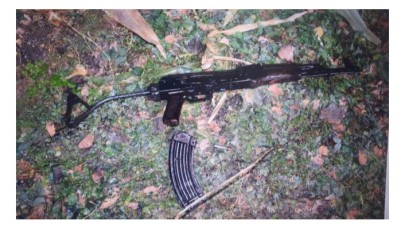 Polis aracına ateş eden 3 terörist silahlarıyla yakalandı