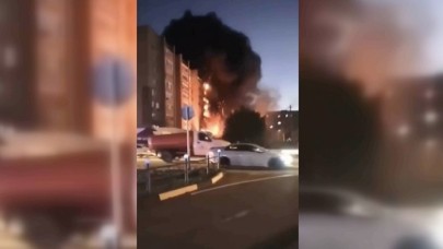 Rusya'nın savaş uçağı evlerin üstüne düştü