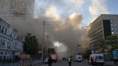 Rusya'nın yeni saldırı yöntemi Ukrayna'ya dehşeti yaşatıyor: Kiev'e kamikaze yağıyor