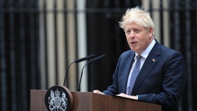 Türk torunu Johnson,  bu doğru zaman değil diyerek yarıştan çekildi