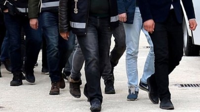 12 ilde şafak operasyonu: 28 gözaltı kararı,  aralarında askerler de var