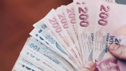 Asgari ücret alan herkesi ilgilendiriyor: Hemen sözleşmenizi kontrol edin!