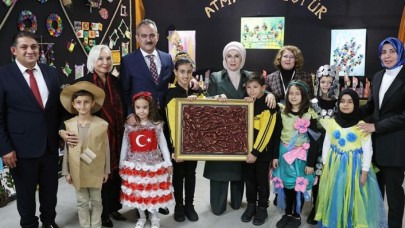 Bakan Özer: 'Tertemiz Yarınlar Okullarda Başlar' Projesi kapsamında okullalrın tamamını elden geçireceğiz