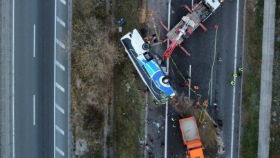Bolu'da yolcu otobüsünün devrildiği kazada yaralanan yolculardan 28'i taburcu edildi