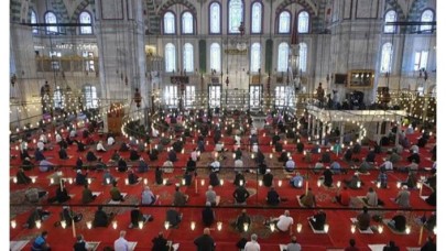 Bu haftanın cuma hutbesi konusu  ''Hayat Rehberimiz Kur'an''