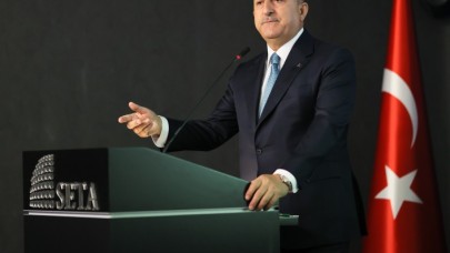 Çavuşoğlu'ndan Yunanistan'a sert sözler: Türkiye'yi karşınıza almak ne demek biliyorsunuzdur