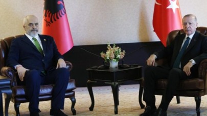 Cumhurbaşkanı Erdoğan'a övgü: Güçlü kararlıklarından dolayı tebrik ediyorum