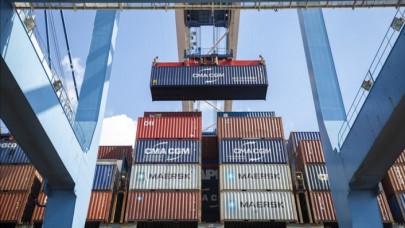 Hollanda'ya kimyevi madde,  Almanya'ya otomotiv ihraç ettik