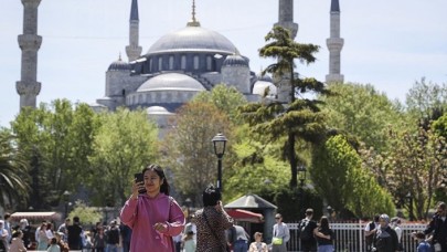 İstanbul'a turist akını! Yeni sayıyı Vali açıkladı