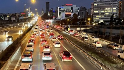 İstanbul'da trafik yoğunluğu yüzde 90'a ulaştı