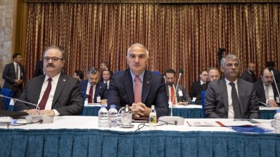 Kültür ve Turizm Bakanı Ersoy: Turizm gelirimiz 35 milyar doları aştı