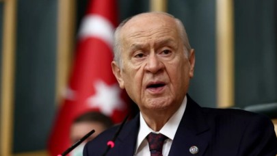 MHP Lideri Bahçeli: Bu edepsiz,  bilgisiz,  cibiliyetsiz ve ciddiyetsiz ekran yüzlerinden midemiz bulanmaktadır