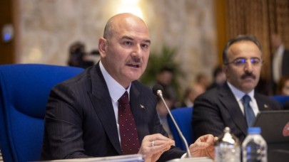 Soylu yine 'Hepsinin ayakkabı numarasını biliyoruz' dedi,  seçimde kaç Suriyeli'nin oy kullanacağını açıkladı