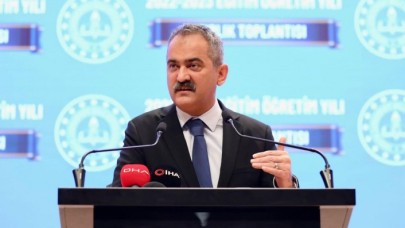 TBMM'de bıyık tartışması! Bakan Mahmut Özer sert çıktı: Yazıklar olsun sana