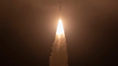 Uganda ilk uydusunu uzaya gönderdi